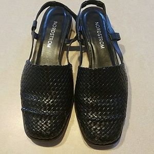 Women's Nordstrom slingback flats sz 6